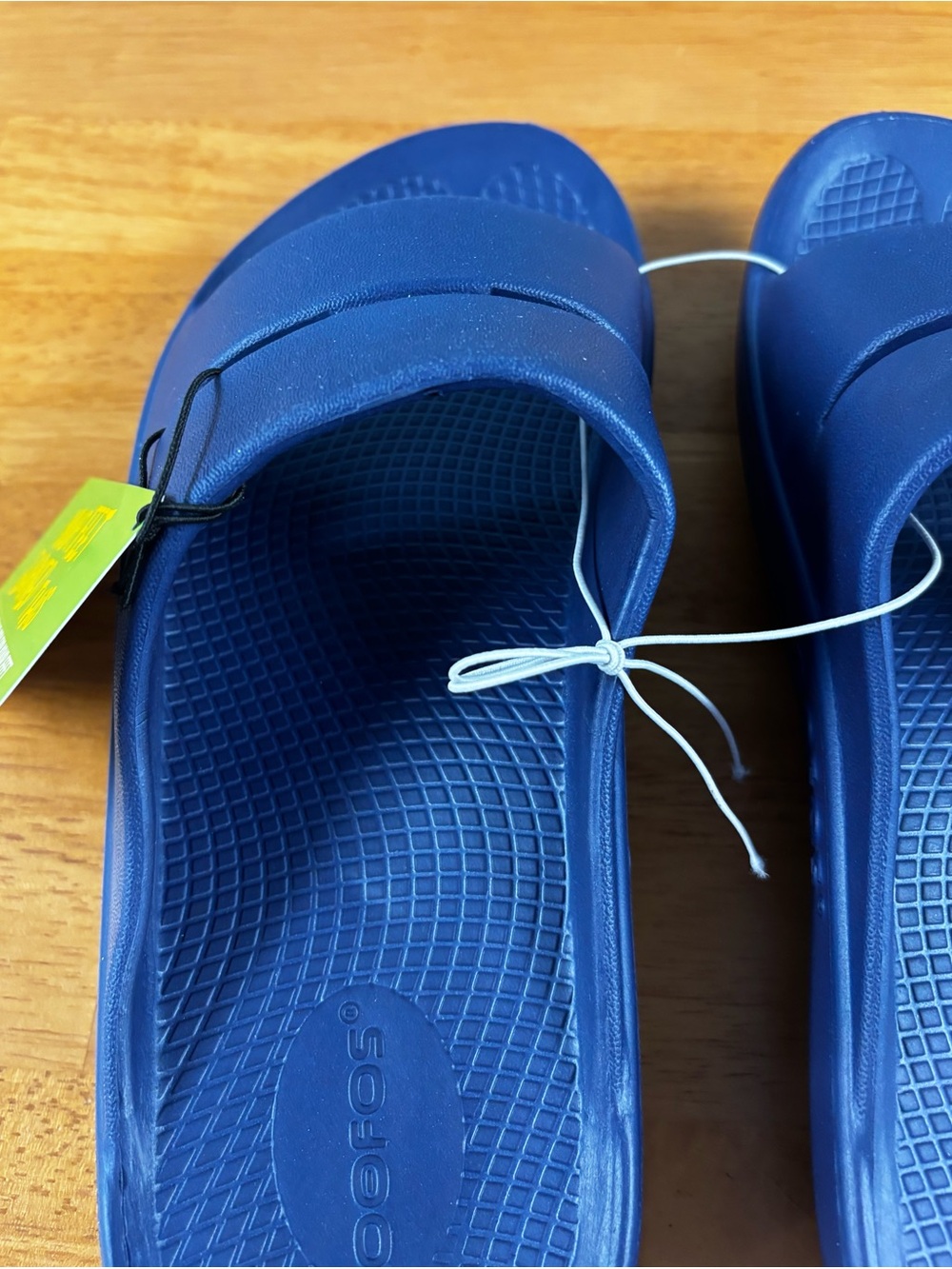OOFOS Ooahh Navy Blue Slide Sandals Comfort Slip On Women’s 8, Men’s 6 - Picture 3 of 12